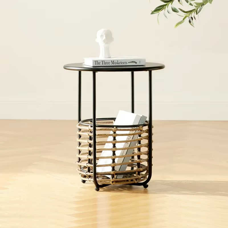 Table d'appoint d'angle ronde Vintage