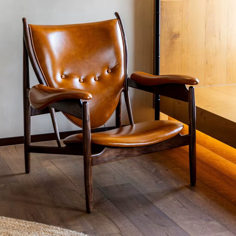 Chaises de salon en bois