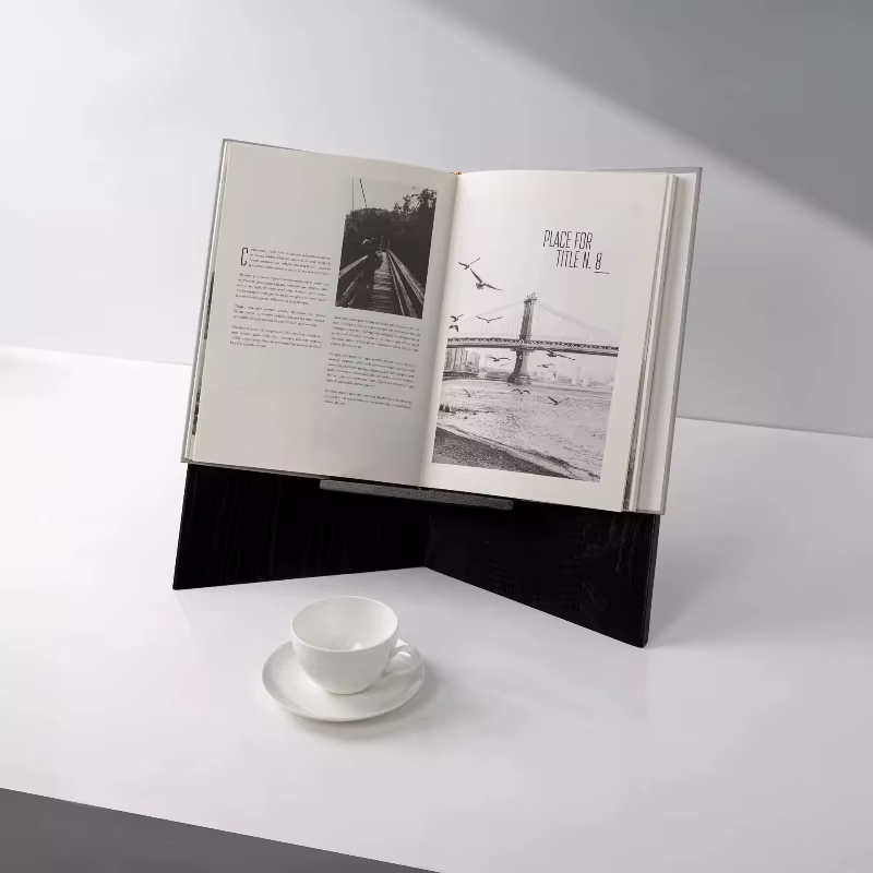 Bibliothèque en bois minimaliste moderne