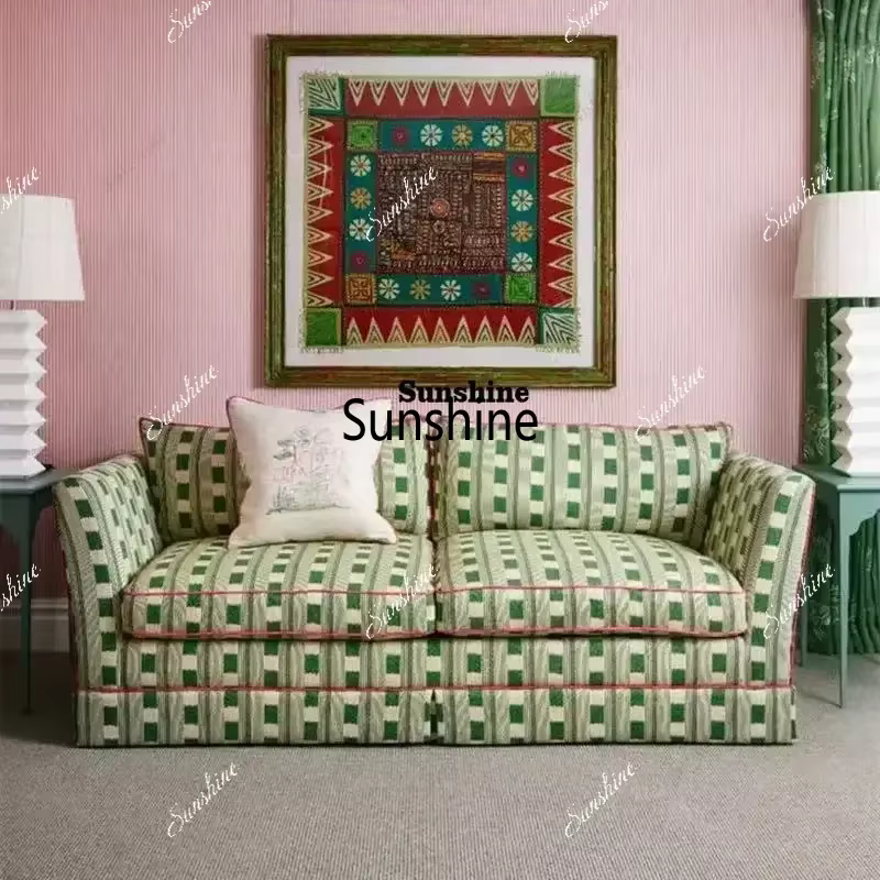 Canapé d'appartement minimaliste