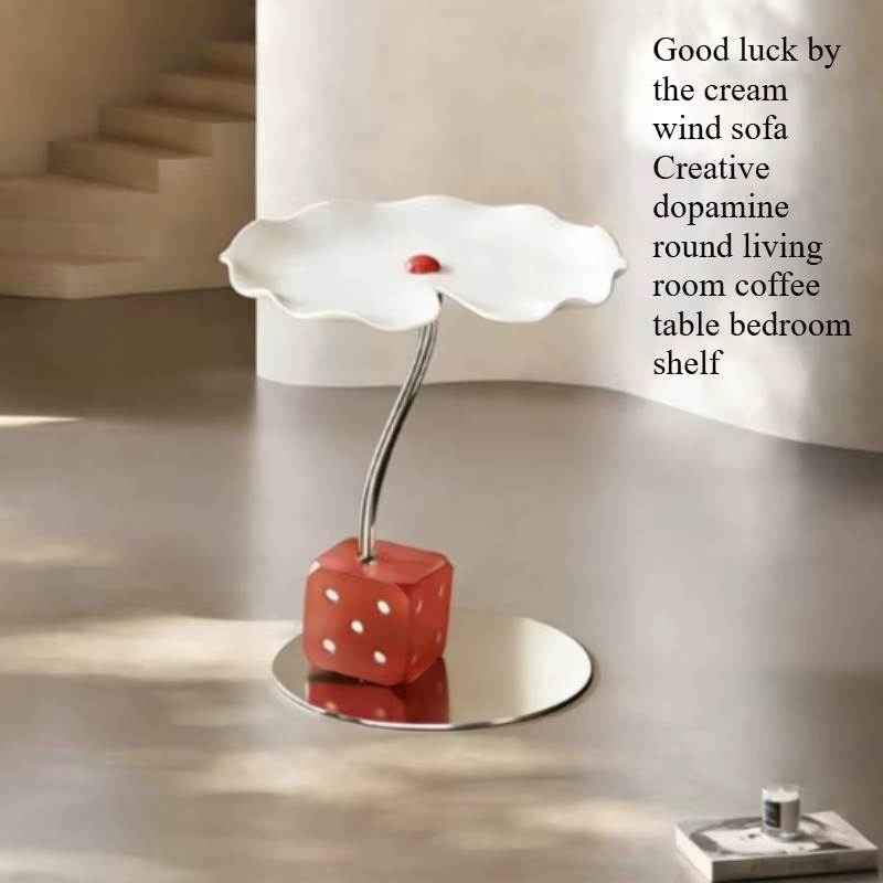 Table d'appoint en forme de C