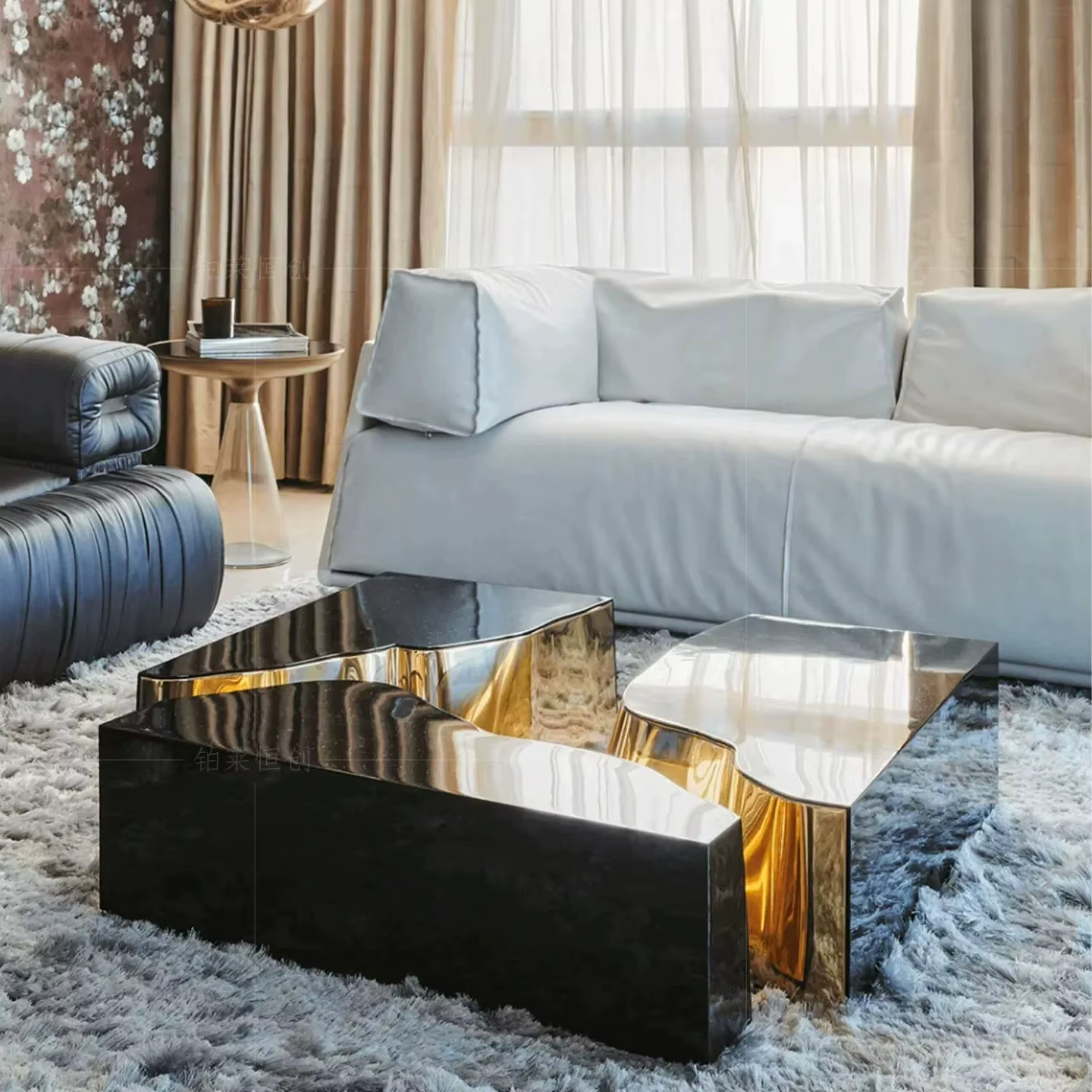 Table basse design haute brillance