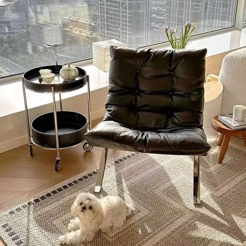 Chaise de salon simple nordique en cuir
