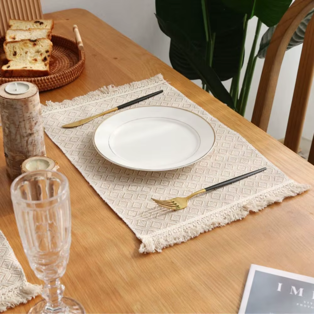 Napperons de table en coton et lin naturel à franges